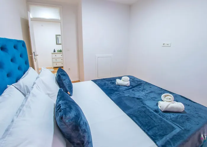 Sapphire Lejlighed *